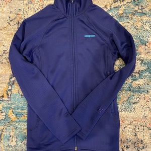 Patagonia R1 Full Zip Size Xs EUC